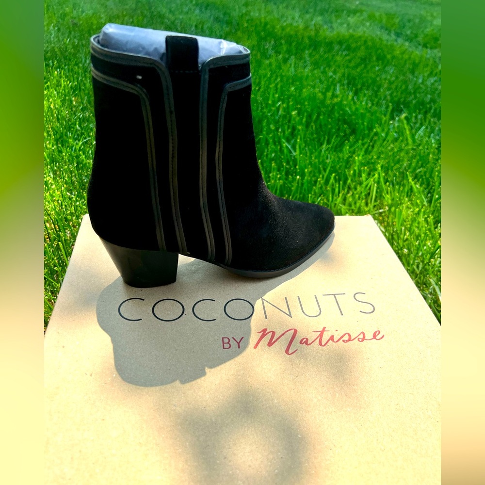 Coconuts by Matisse Ankle Boots